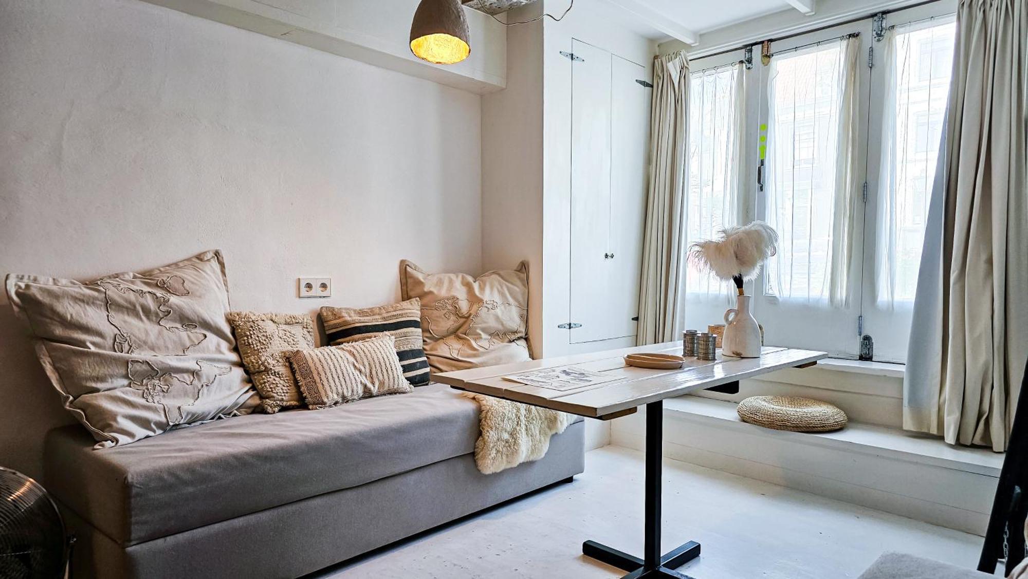 أمستردام The White Wilde - Studio In A Historic Canalhouse From 1799 المظهر الخارجي الصورة